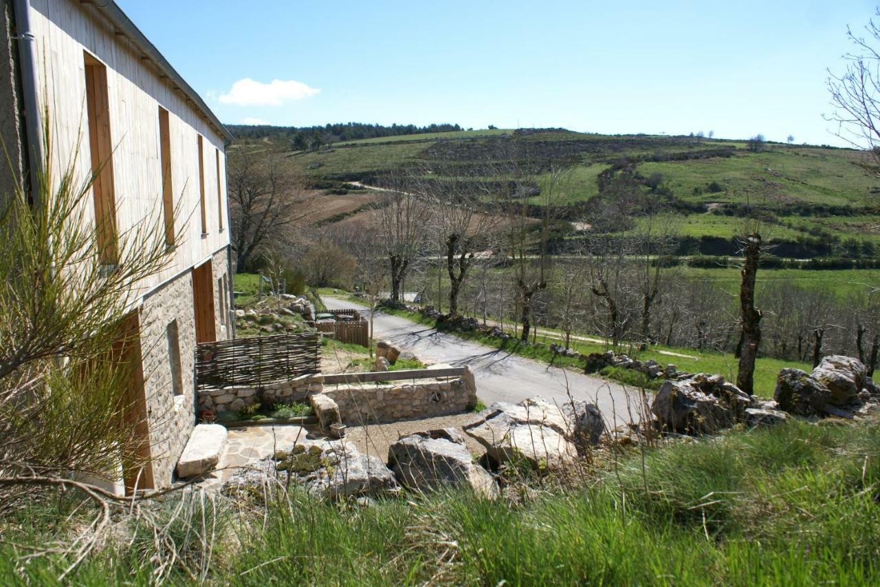 Gites La Boletiere Saint-Étienne-du-Valdonnez 外观 照片